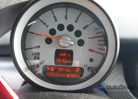 2009 Mini Cooper S from USA, damaged, VIN WMWMF73549TW83149